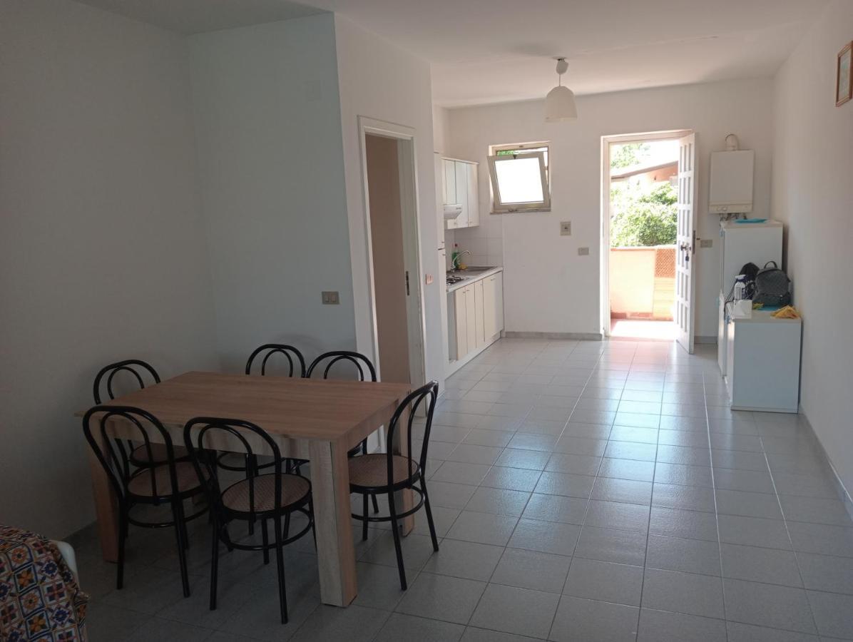 Trilocale "Alicudi" In Portorosa Villa Фурнари Екстериор снимка